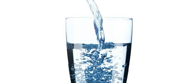 Beneficios del consumo de agua | FOTO SSTOCK