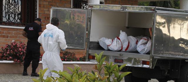 Autoridades investigan masacre de nueve personas en Envigado | Foto Edwin Bustamante