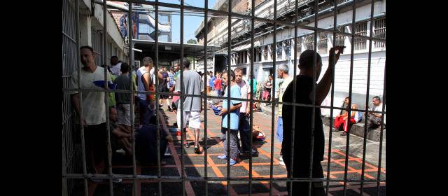 Huelga de hambre de reclusos agrava la crisis carcelaria | La cárcel Bellavista, en Bello, es uno de los penales con mayor hacinamiento en el país. FOTO MANUEL SALDARRIAGA