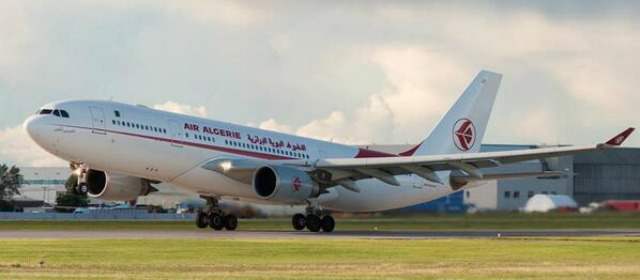 Desapareció en África un avión con 116 ocupantes