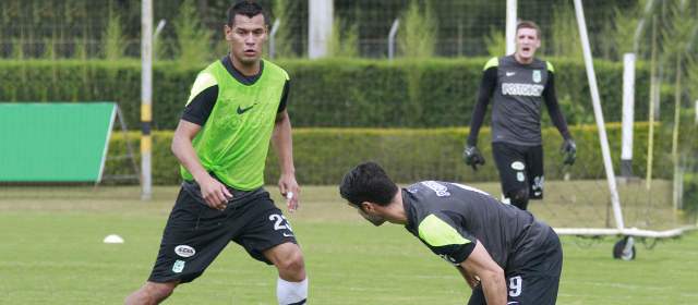 Nacional buscará clasificar en Bogotá | Diego Peralta estará hoy en la zaga verde. FOTO Robinson Sáenz