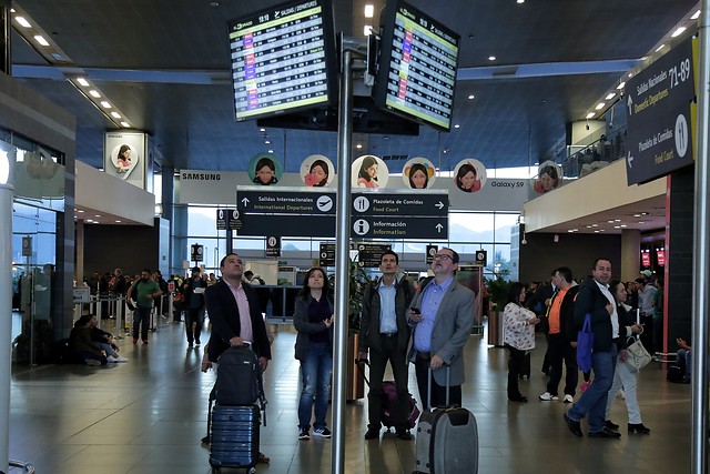 La IATA señaló que El Dorado debería ampliar su capacidad para unas 70 millones de personas para poder atender el crecimiento de los próximos 25 o 30 años. Foto Colprensa