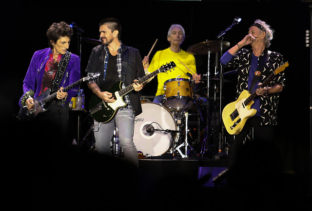 Juanes realizó también un solo de guitarra al lado de Keith Richards y Ron Wood. FOTO Colprensa