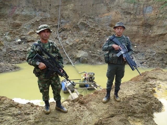 La minería ilegal e informal ha sido una actividad de gran arraigo en el Bajo Cauca y el Nordeste. FOTO COLPRENSA