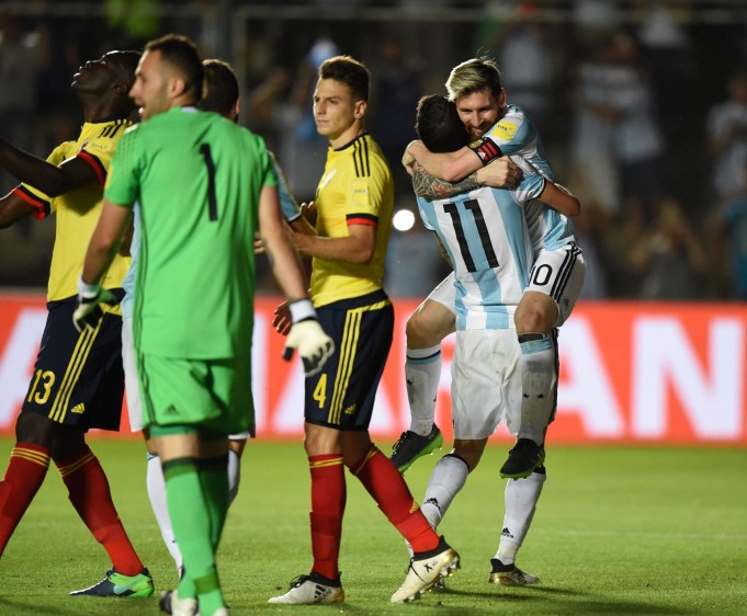 Argentina celebró, Colombia se lamentó. FOTO AFP
