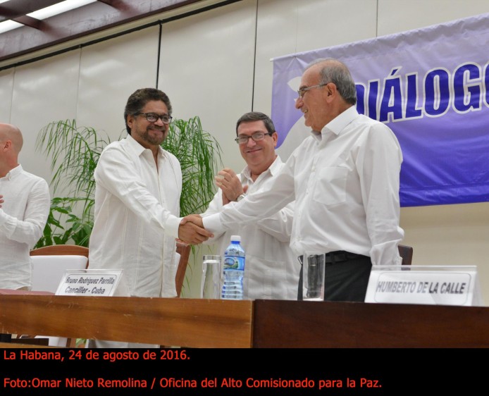 El 24 de agosto de 2016, el Gobierno y las Farc alcanzaron en La Habana (Cuba) el histórico Acuerdo de Paz. Humberto de la Calle representó al Gobierno. FOTO Colprensa