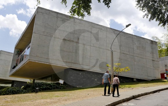 El Parque Biblioteca La Ladera es uno de los que presenta problemas en infraestructura. FOTO JUAN ANTONIO SÁNCHEZ