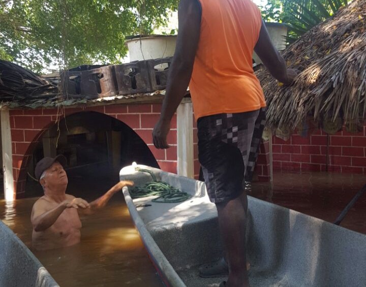 550 familias damnificadas por inundación en Puerto Nare