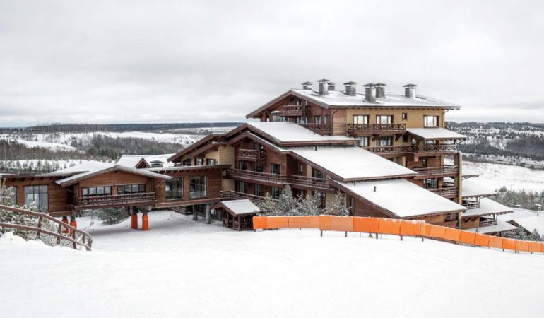 El Ski Resort es famoso porque sus principales huéspedes son los amantes del esquí. Colombia estará 10 días hospedada en este famoso hotel. FOTO PÁGINA HOTEL SKI RESORT