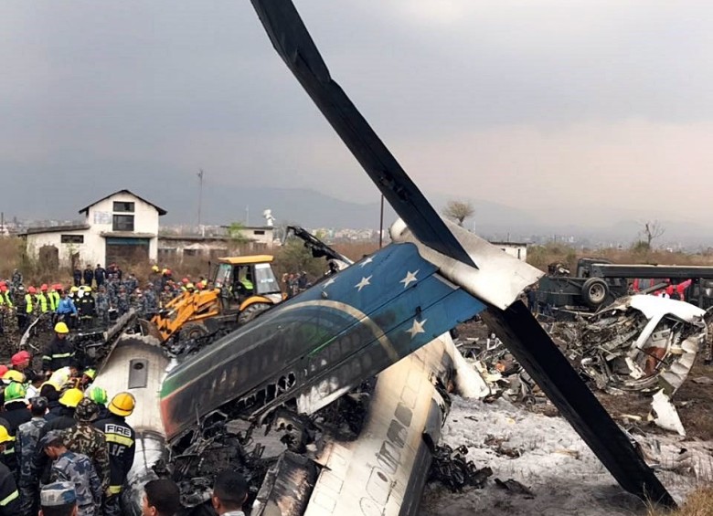 49 muertos en accidente de avión en el aeropuerto de Katmandú