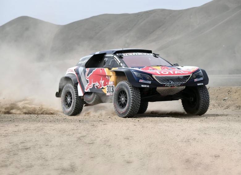 Autos, motos, cuatrimotos y camiones harán, desde hoy, la fiesta del Rally Dakar por Suramérica. FOTO AFP 