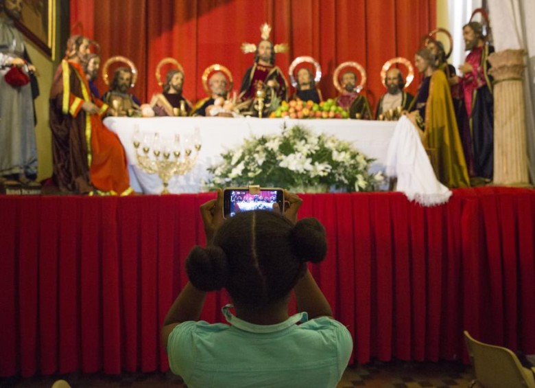 Las ceremonias de la iglesia Santa Gertrudis, en Envigado, son unas de las más sugeridas por nuestros seguidores en redes sociales para visitar en Semana Santa. FOTO: Edwin Bustamante. 