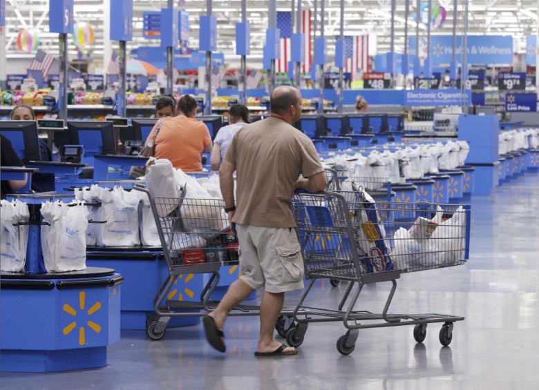 El total de tiendas que Walmart cerrará representan solo una pequeña fracción de los 11.000 locales de que dispone en todo el mundo. FOTO AP