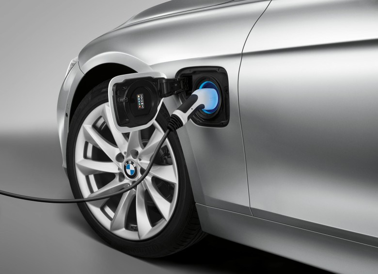 Los híbridos combinan la posibilidad de, según la intención del conductor, manejar con gasolina o con energía eléctrica. FOTOS CORTESÍA BMW