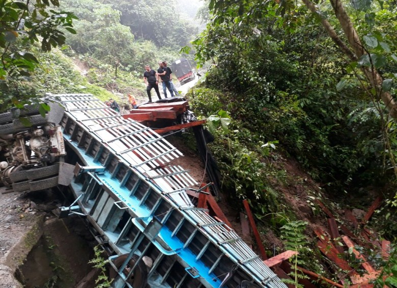 Aparatoso accidente en la vía Quibdó-Medellín