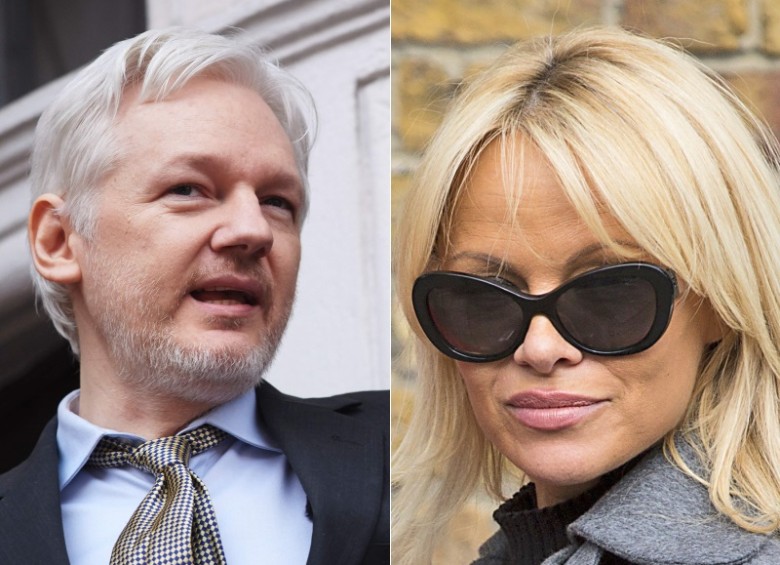 Pamela Anderson, ex estrella de la serie de televisión Guardianes de la bahía llevó a Julian Assange una comida vegana. FOTO AP