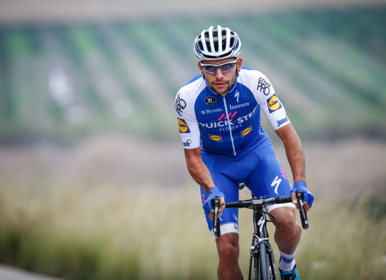 El colombiano Fernando Gaviria llega a Argentina con la ilusión de ganar etapas y preparar el Giro de Italia. Su gran sueño, confesó, es vencer algún día en la París Roubaix. FOTO cortesía QUICK STEP
