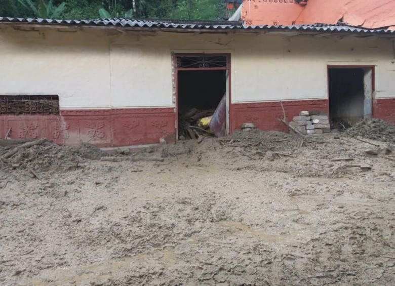 Así quedó el Cuerpo de Bomberos de Ebéjico después de las lluvias que azotaron al municipio en las últimas horas. Foto: Cortesía ciudadana 