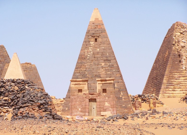 El lugar del mundo con más pirámides que Egipto