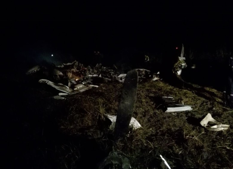 Avioneta se estrelló y explotó cerca al aeropuerto de Ibagué