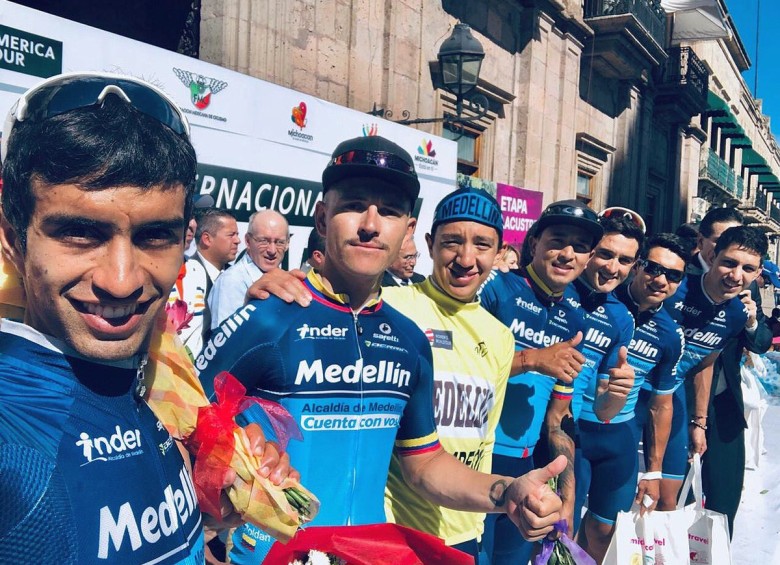 El equipo de ciclismo antioqueño hará presencia en Ruta Medellín, pero solo como acompañantes. FOTO cortesía team Medellín