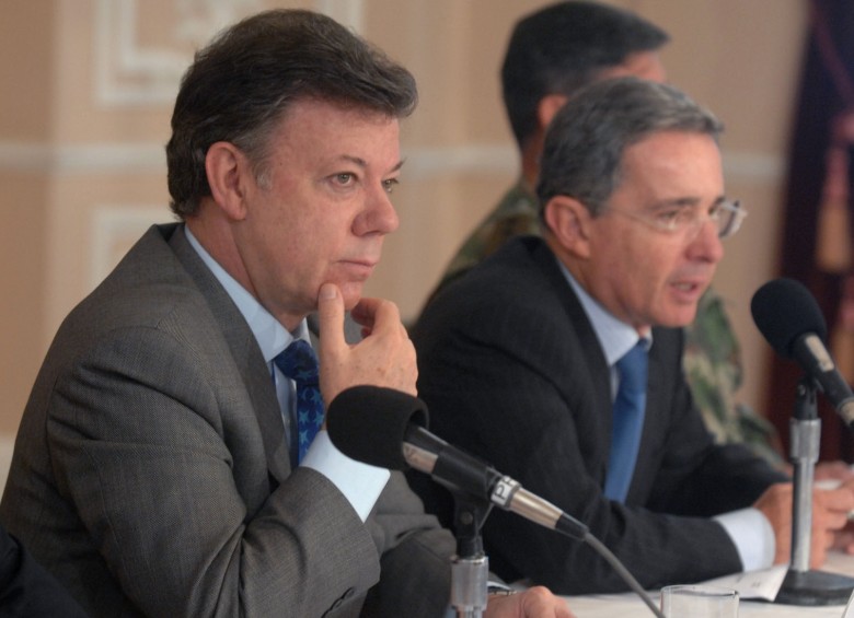 la ponencia que estudia la Corte indicaría que los segundos mandatos de Uribe y del presidente Juan Manuel Santos son inconstitucionales. FOTO COLPRENSA