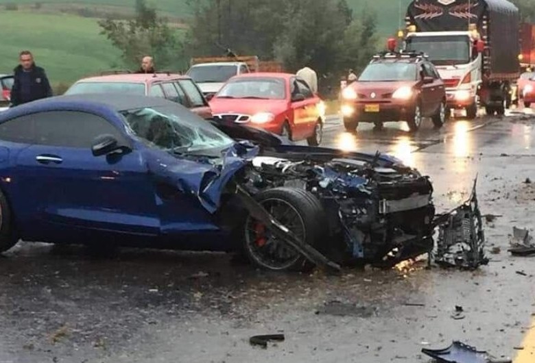 Impresionantes videos de accidente de carros de lujo en Bogotá
