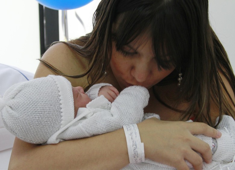 La licencia de maternidad se amplía de 14 a 18 semanas. FOTO Archivo Robinson Sáenz