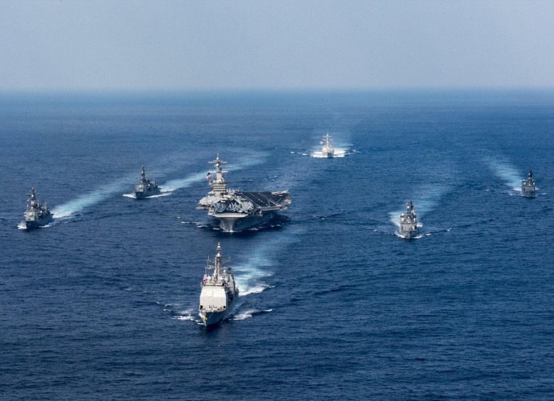 Flotilla de Estados Unidos con misiles nucleares avanza en el mar de Japón buscando posiciones para intimar a Corea del Norte. FOTO EFE