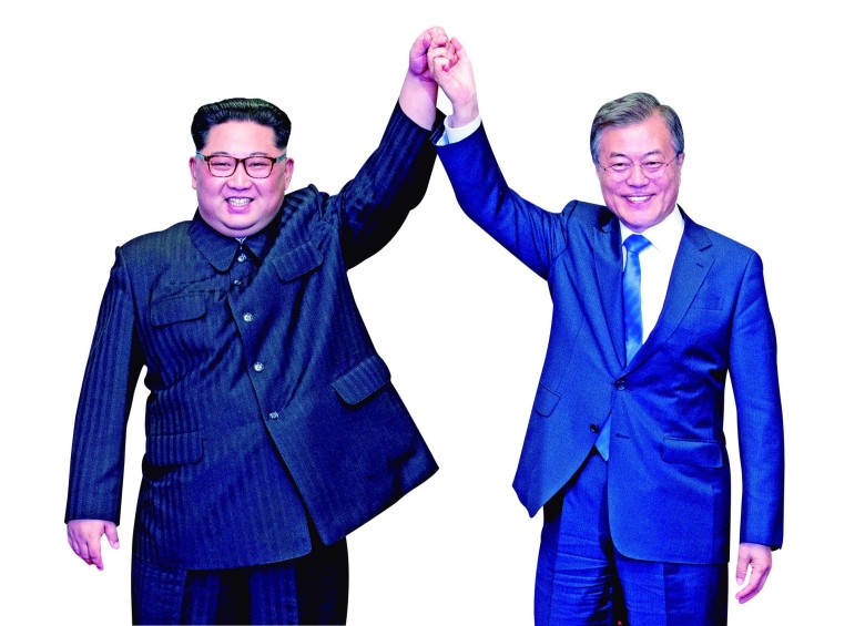 Líderes de Corea del Norte, Kim Jong-un, y Corea del sur, Moon Jae-in. FOTO: AFP