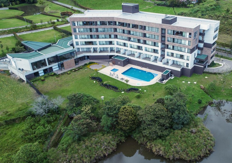 Vista aérea del Hotel Lagoon.