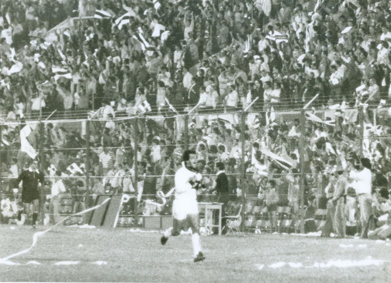 Vidal Sanabria fue uno de los que puso a gozar la afición de Olimpia con el segundo gol. FOTOS Archivo el colombiano