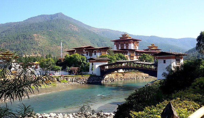 En Bután prima la naturaleza en el desarrollo socioeconómico y así es carbono neutro. Foto A. Modak