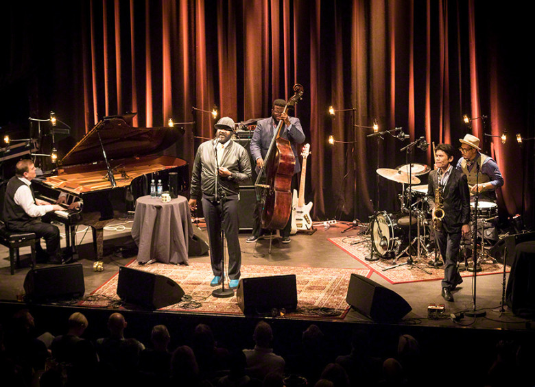 Gregory Porter nació en Sacramento, en 1971. Ganó Grammy en 2014 por el álbum Liquid Spirit (Espíritu Líquido). Foto Cortesía Tore Saetre.