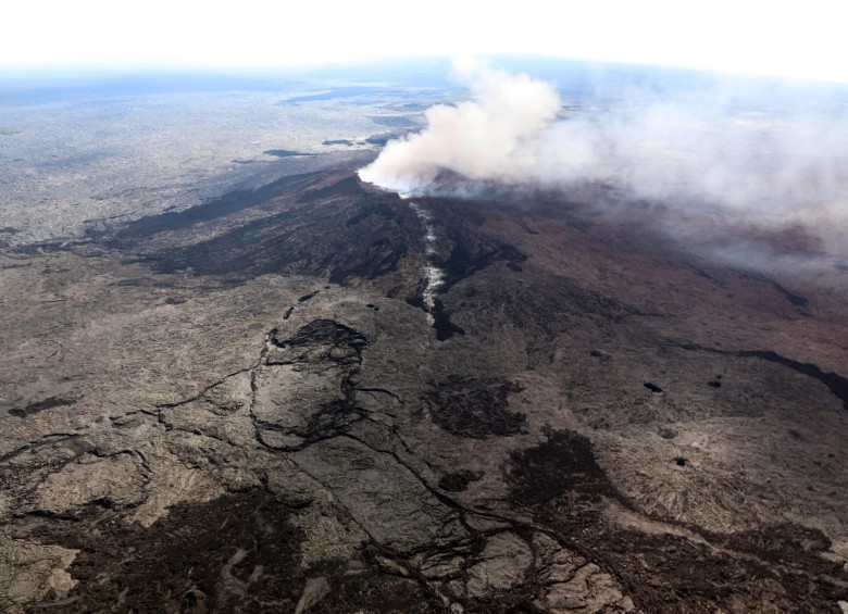 Erupción volcánica en Hawái fuerza evacuación de miles de personas