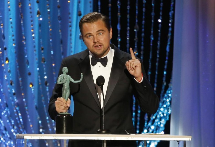 El premio al mejor actor fue para Leonardo DiCaprio por The Revenant, un indicio más de que probablemente se alce con su primer Premio de la Academia tras múltiples nominaciones. FOTO Reuters