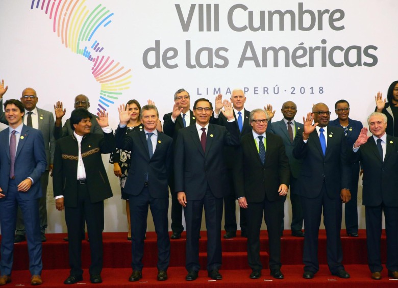 Mandatarios del continente acordaron luchar juntos contra la corrupción, firmaron el Compromiso de Lima. FOTO: EFE