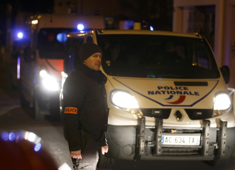 Dos detenidos por agresión a policías en Paris 
