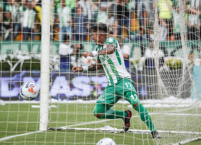Dayro Moreno anotó el primer gol del partido y puso siempre en riesgo la portería rival. Foto: Róbinson Sáenz