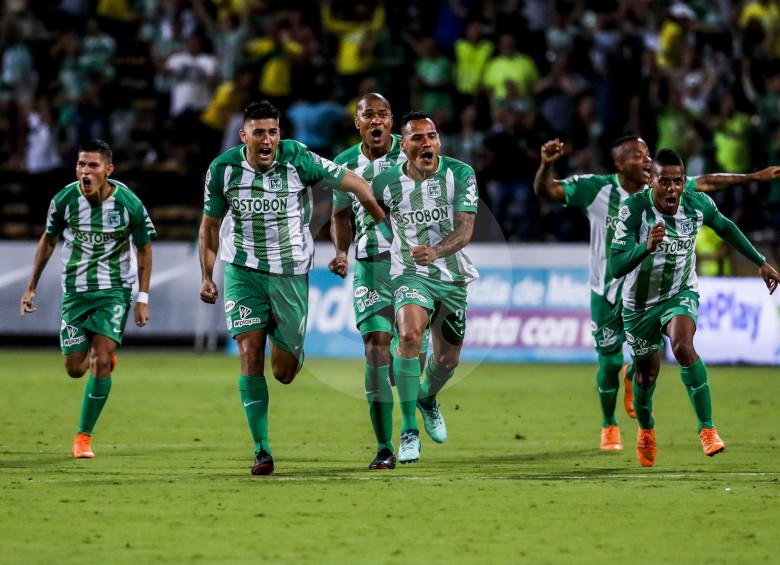 Esta es la imagen que los hinchas de Nacional quieren volver a ver en los partidos que su equipo dispute en los torneos locales y en la Copa Libertadores. FOTO Jaime Pérez