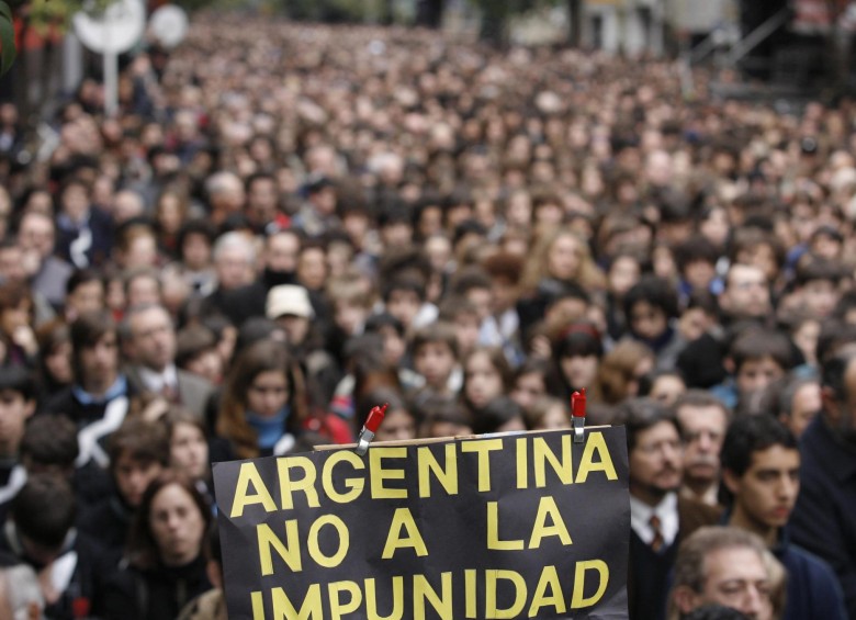 En la última década, la Justicia argentina ha buscado avanzar sobre la pista iraní pero el país persa rechaza colaborar para que los imputados declaren ante los tribunales suramericanos. Foto Reuters