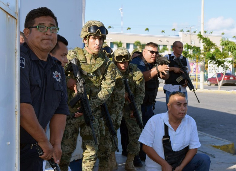 Cuatro muertos deja ataque armado en centro turístico de Cancún