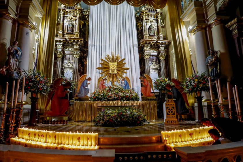 Monumento de la iglesia Santa Gertrudis (Envigado) para el Jueves Santo. FOTO JAIME PÉREZ