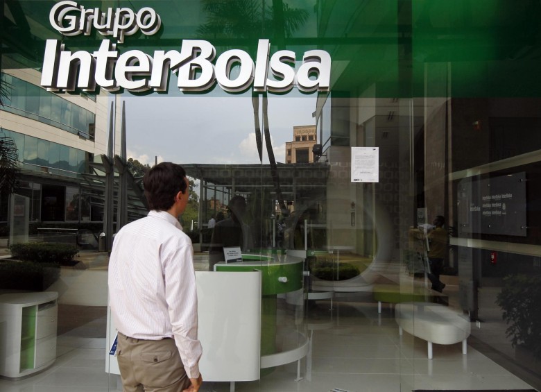 El superintendente de Sociedades, Francisco Reyes, anunció que culminó el proceso de liquidación de Interbolsa S.A y se lograron recuperar 58.835 millones de pesos. FOTO COLPRENSA