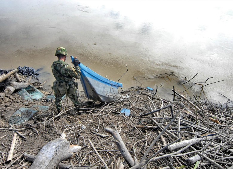 La incursión armada en López de Micay (Cauca) dejó también otras tres personas heridas y dos desaparecidas. FOTO COLPRENSA
