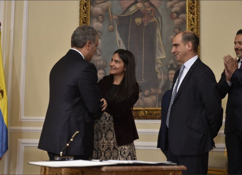 El presiente Iván Duque posesionó a altos consejeros, director de Colciencias y Súper Salud. Juanita María López (foto) es la nueva viceministra de Promoción para la Justicia. FOTO cortesía