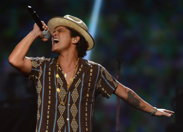 Bruno Mars tuvo una exitosa presentación en el Super Bowl de 2014. FOTO AP
