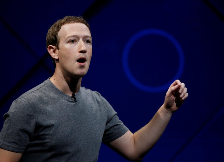 ““Investigaremos todas las aplicaciones que tuvieron acceso a grandes cantidades de información”, dijo Mark Zuckerberg. FOTO: REUTERS
