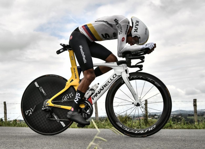 Egan Bernal también actuará el domingo en el GP Bruno Boghelli. El colombiano suena fuerte para correr el Giro-2019. FOTO AFP