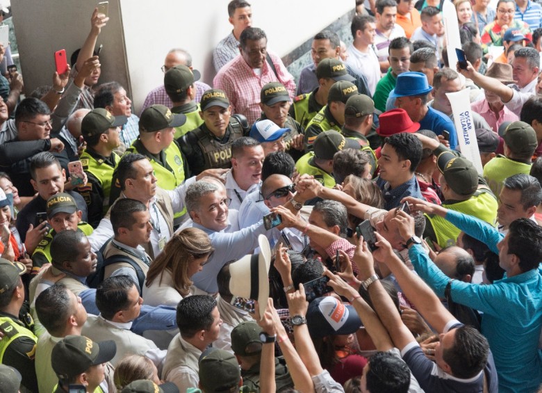 Recorrido del candidato Iván Duque por Bucaramanga (Santander), el miércoles pasado. FOTO CORTESÍA CAMPAÑA